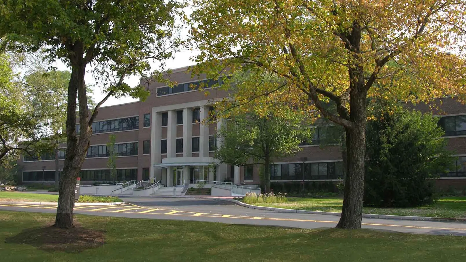 Budova společnosti National Starch v Bridgewateru, New Jersey, USA, v roce 2008.