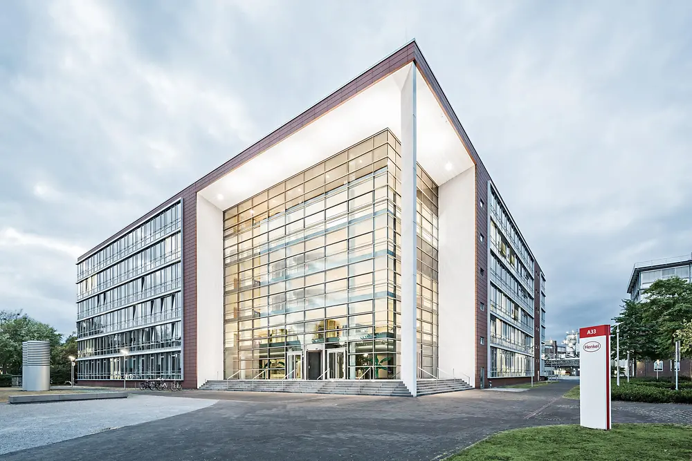 Budova centrály společnosti Henkel v Düsseldorfu.