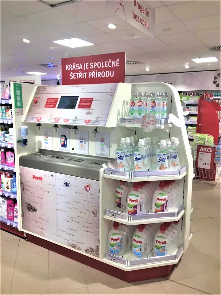 Ve vybraných pobočkách drogerie ROSSMANN si zákazníci v České republice mohou od listopadu opakovaně doplňovat své oblíbené Henkel výrobky od pracího gelu Persil až po vlasovou kosmetiku Nature Box.